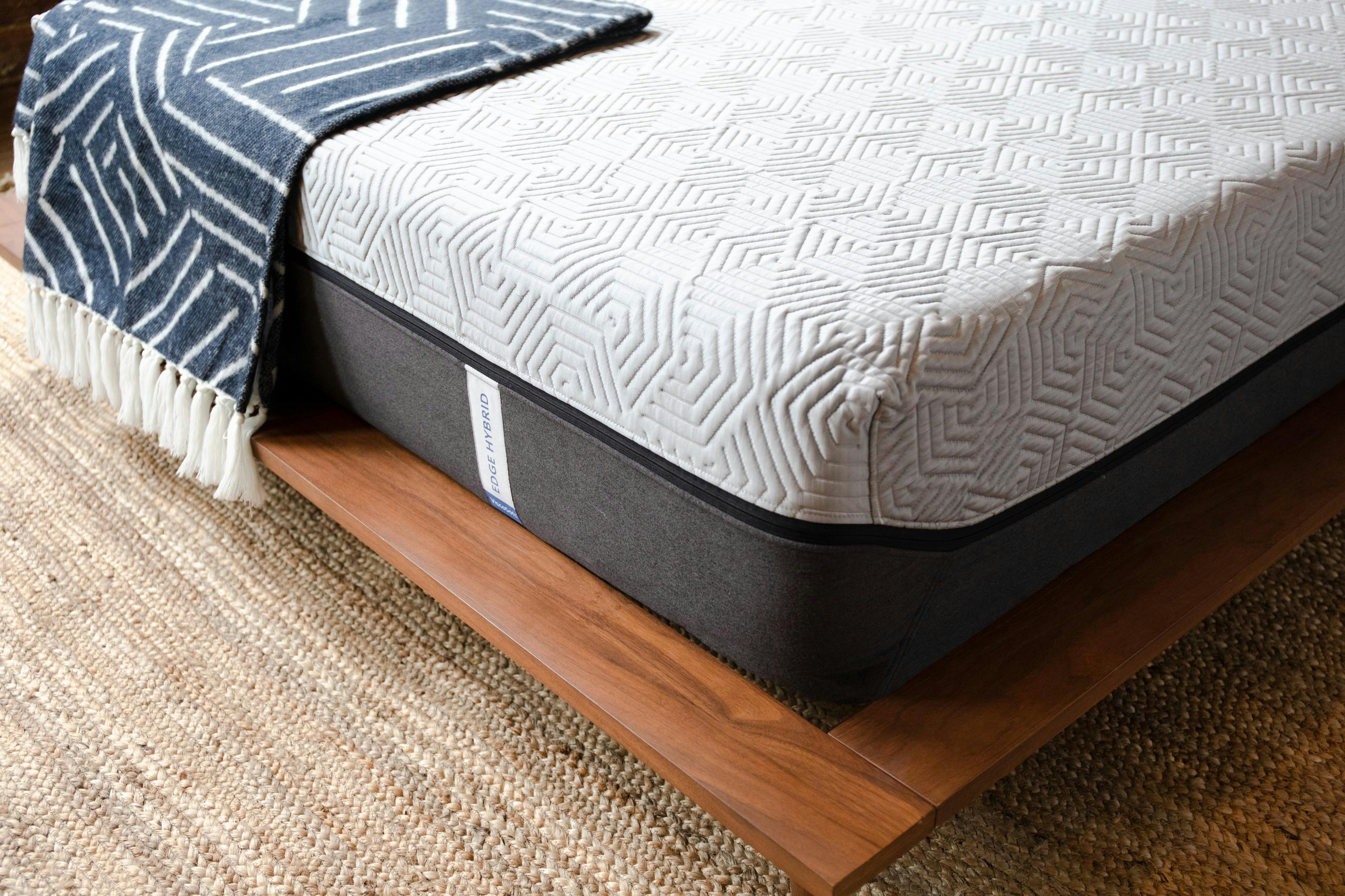 twin size hybrid mattress