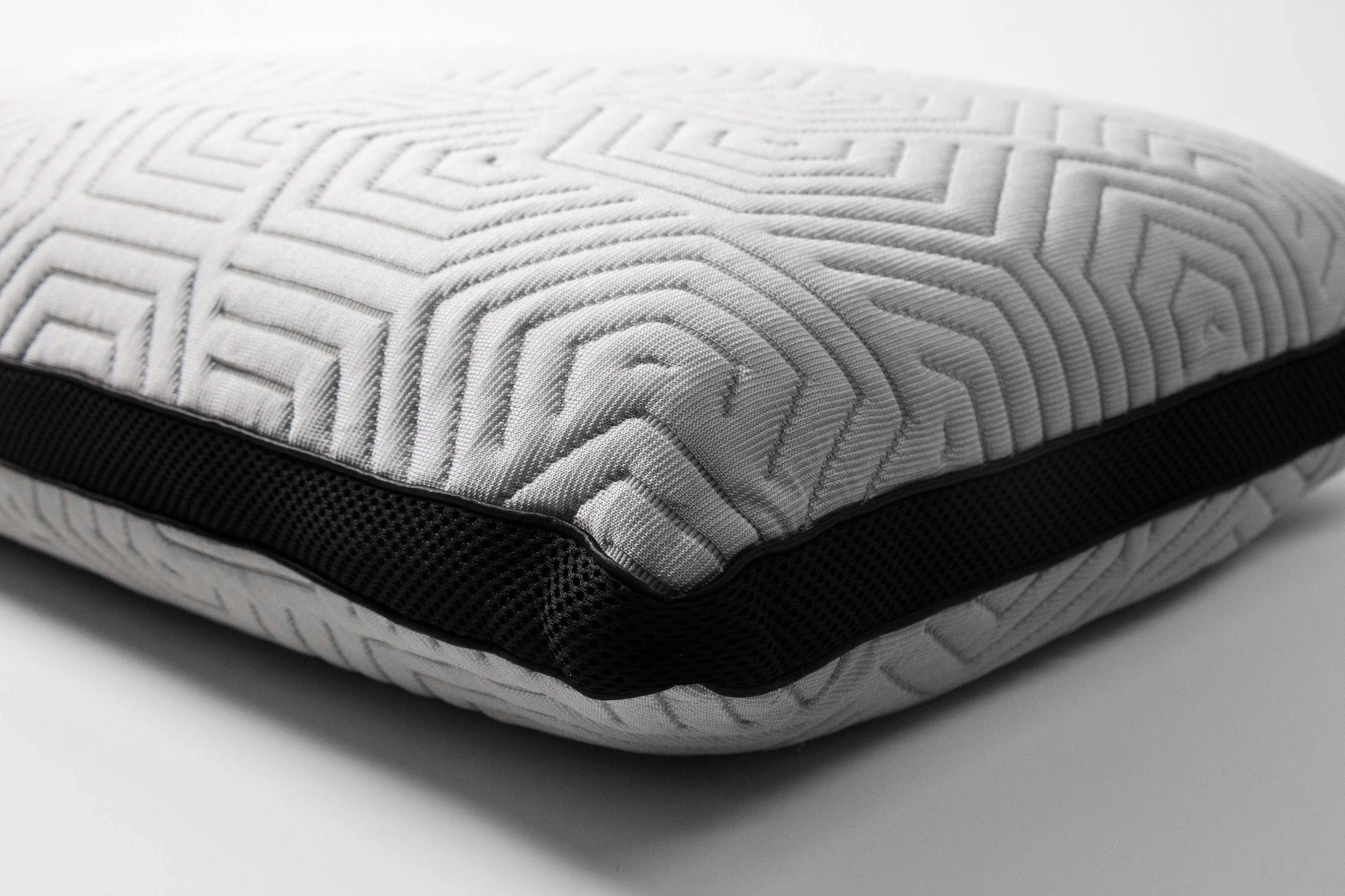 close up view of the corner of the edge pillow showing the breathable mesh gusset