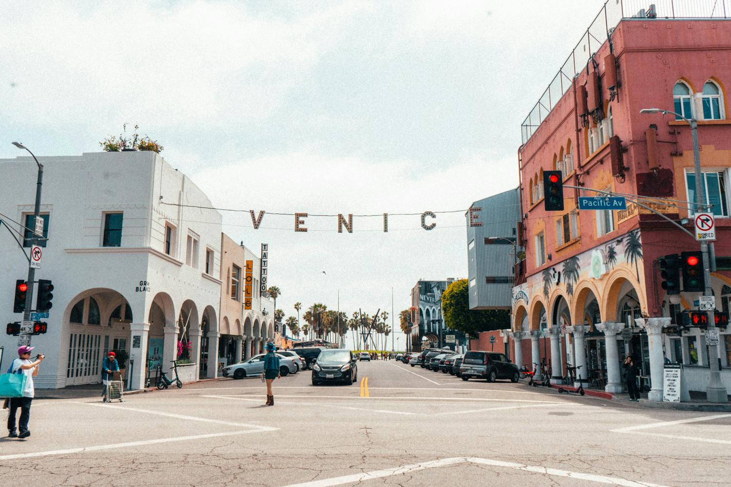 airbnb/Venice CA